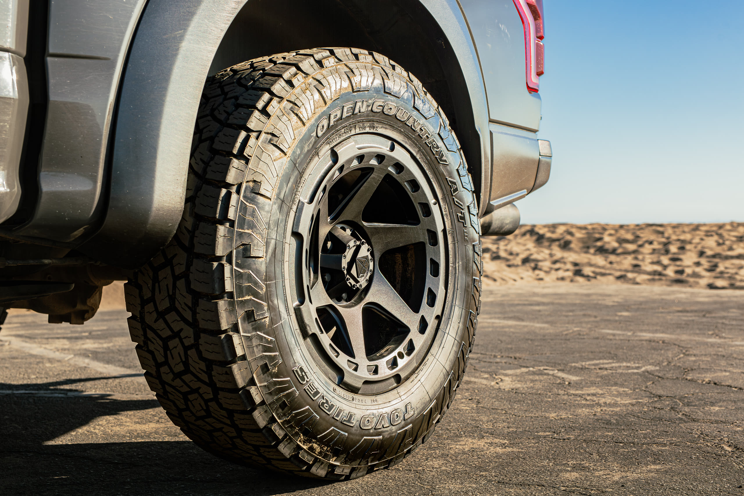 Blaque Diamond Wheels — Fitments, Ford F-150 Raptor, BD-O728 — still 13