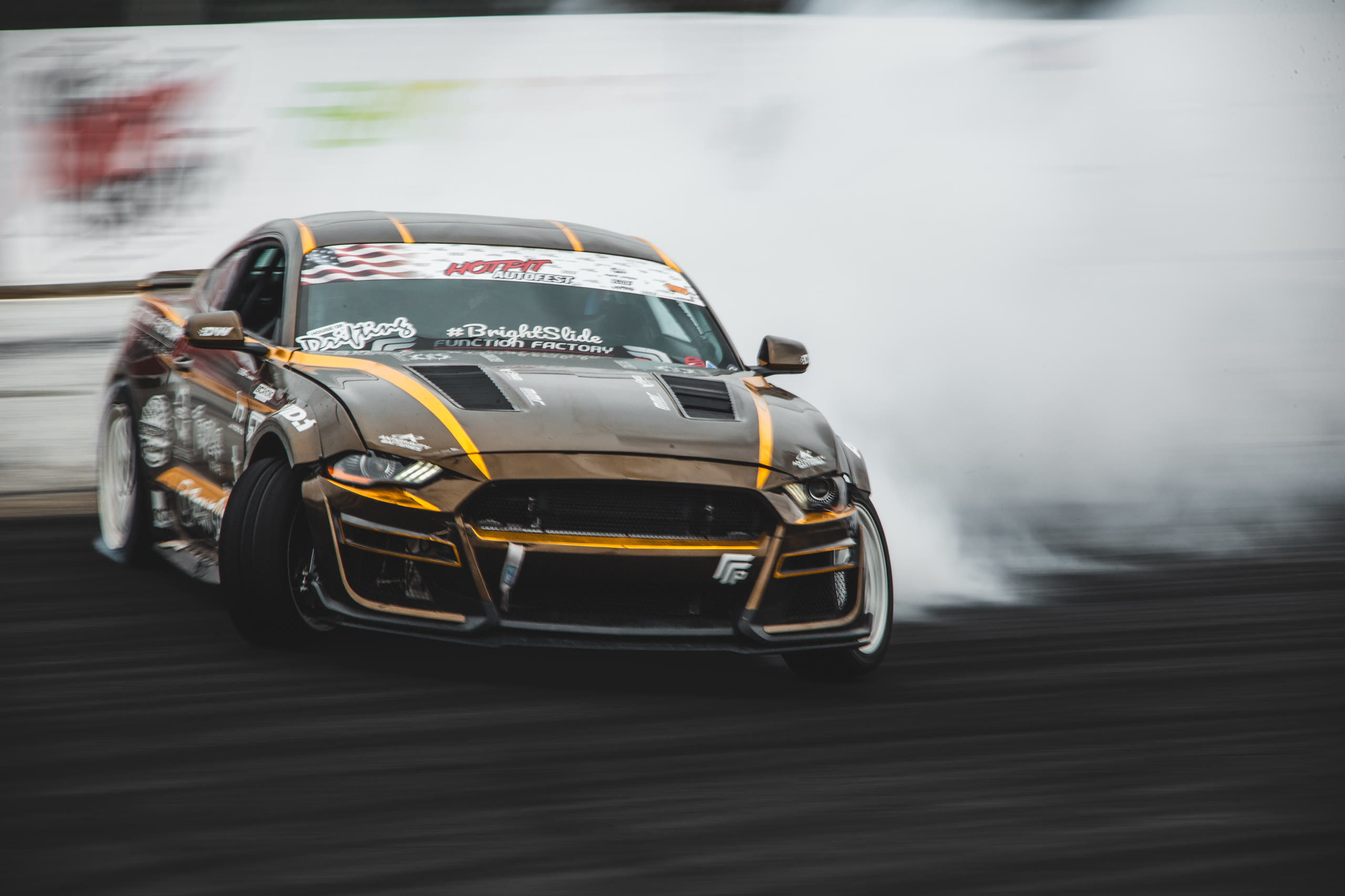 Hotpit Autofest — Top 40 — still 77
