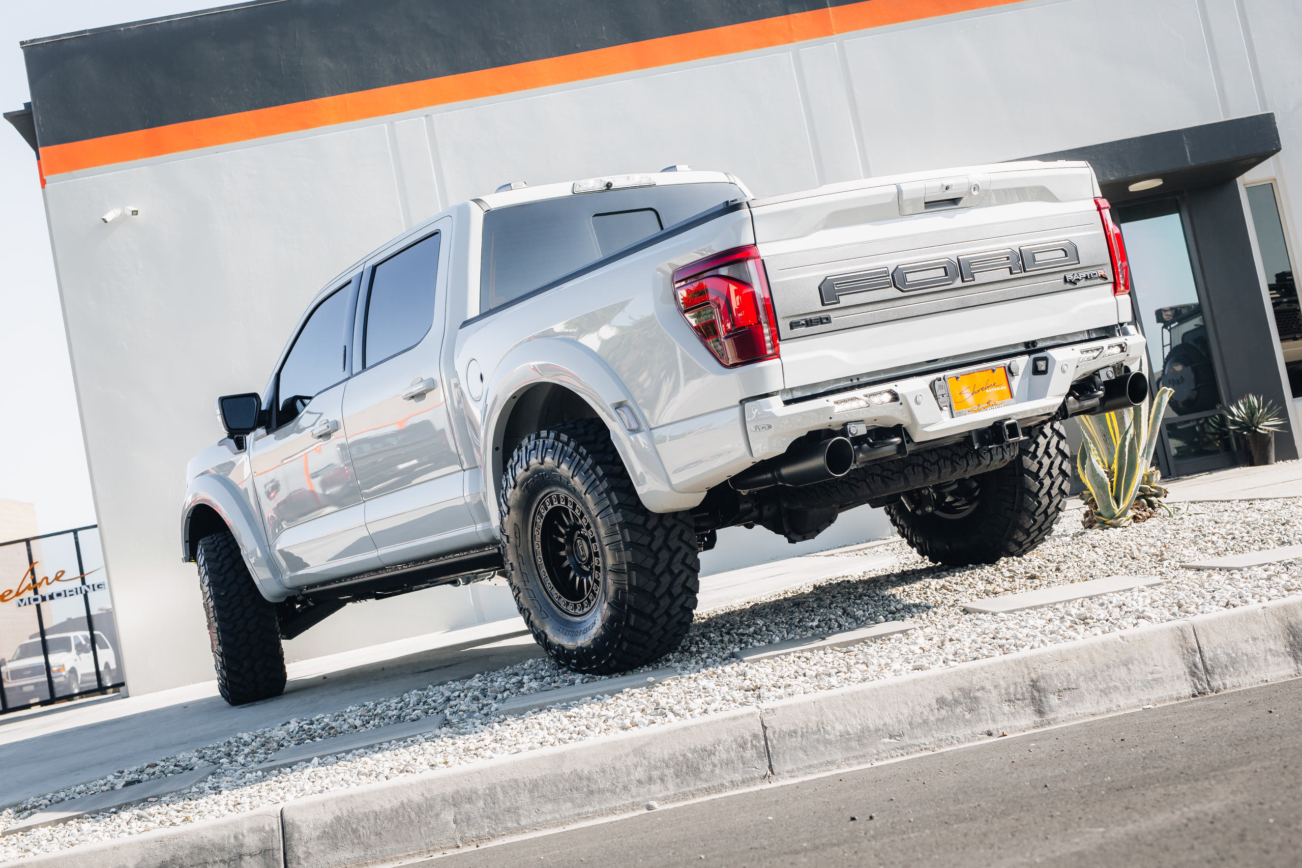 Shoreline Motoring — Builds, Ford F-150 Raptor R — still 15