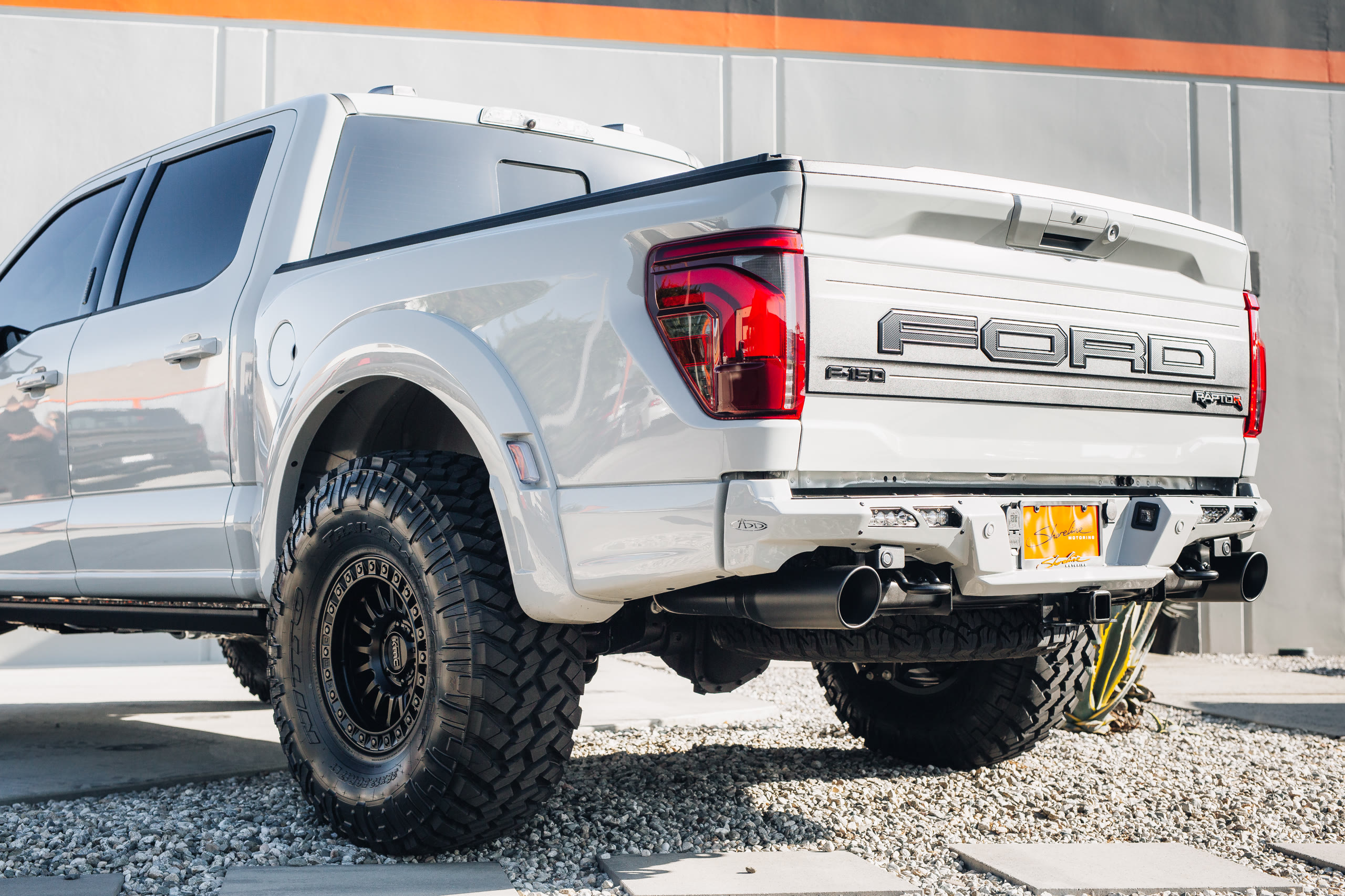Shoreline Motoring — Builds, Ford F-150 Raptor R — still 23