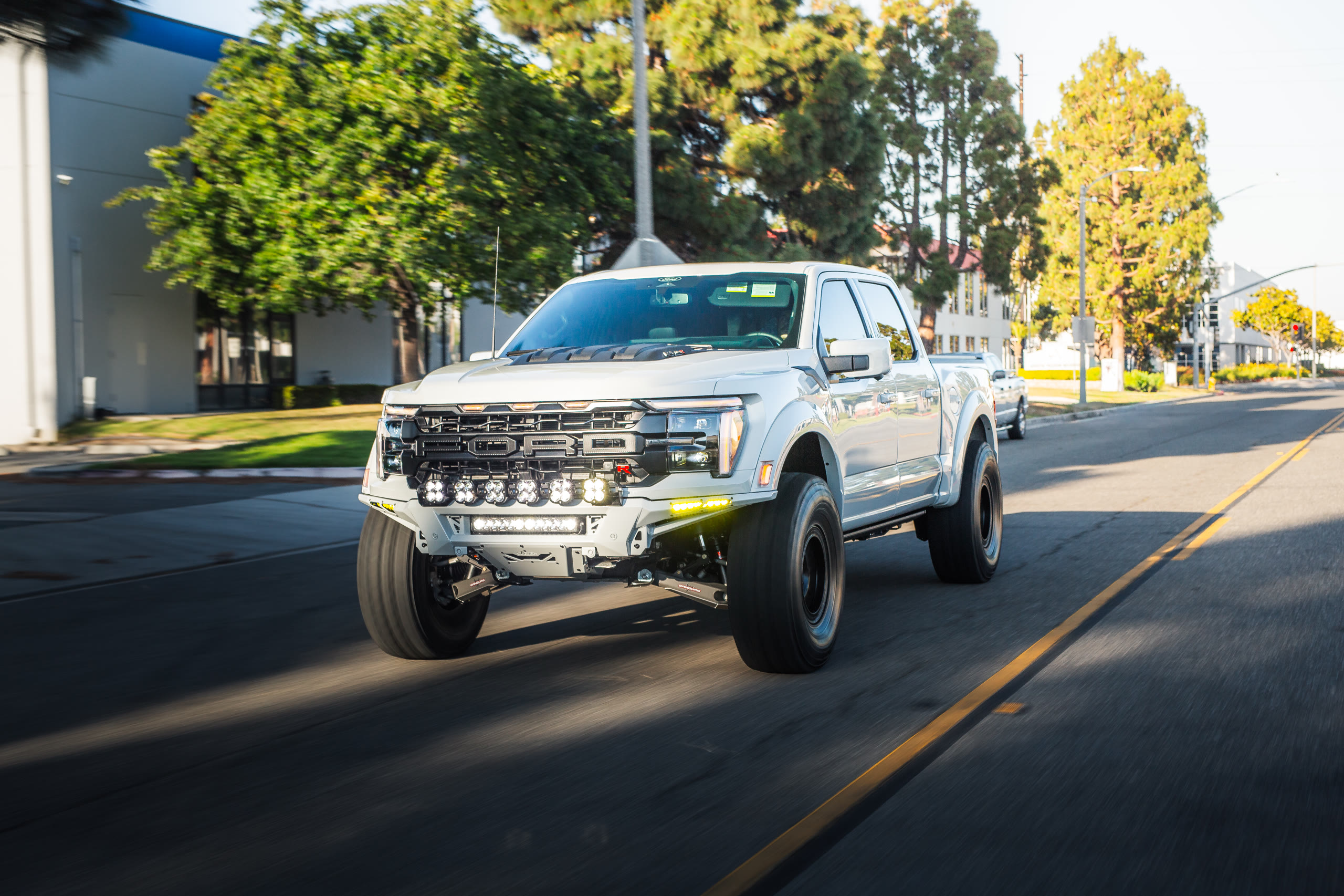 Shoreline Motoring — Builds, Ford F-150 Raptor R — still 26