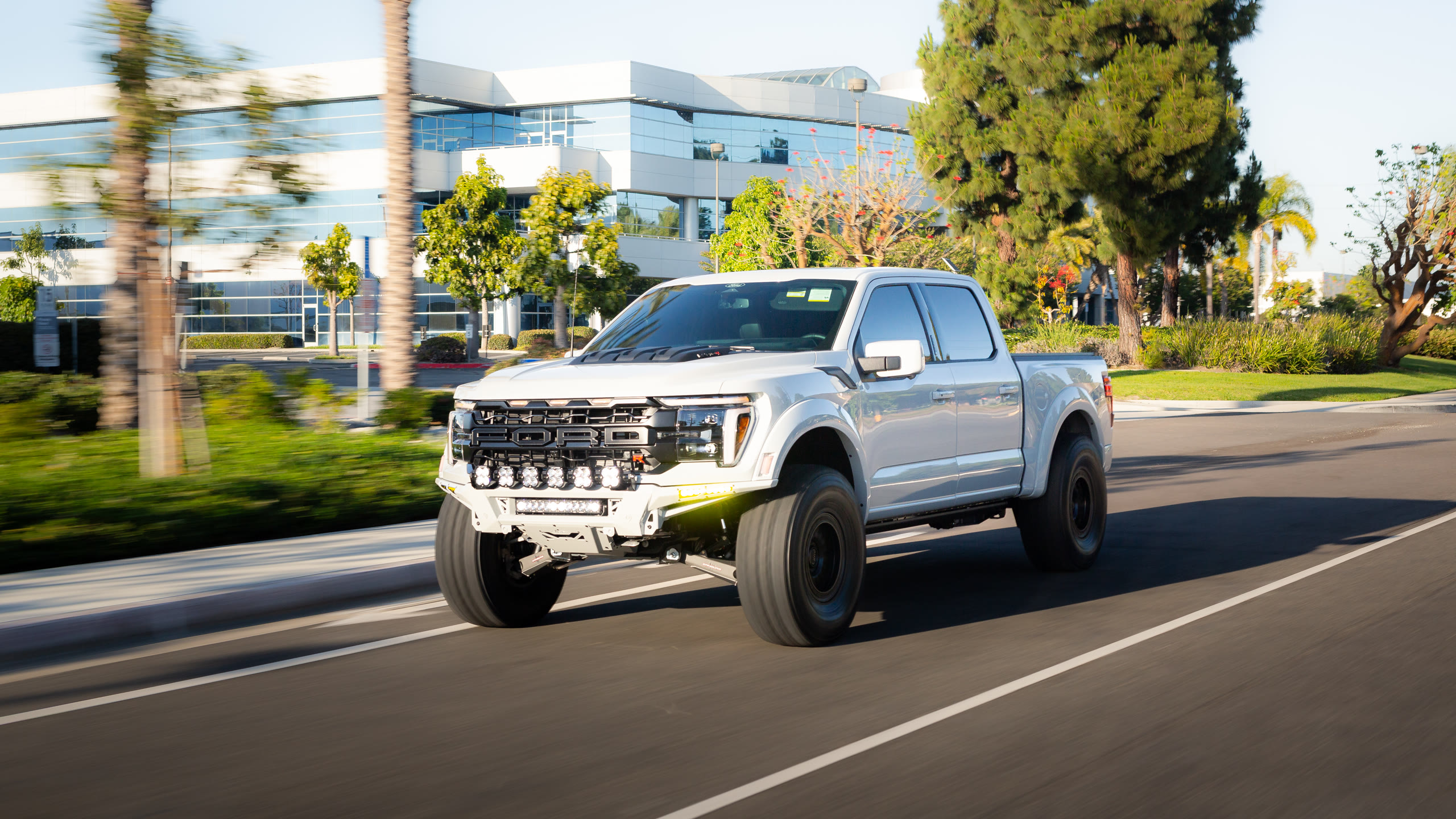 Shoreline Motoring — Builds, Ford F-150 Raptor R — still 30