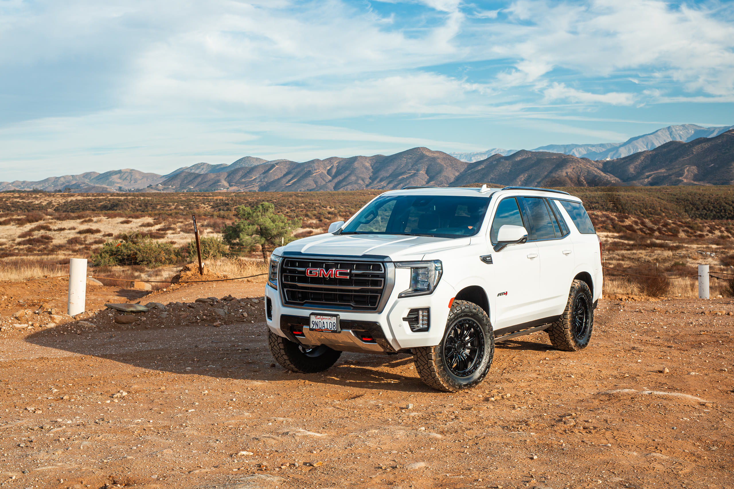 Shoreline Motoring — Builds, GMC Yukon AT4, Arena Wheels — still 10